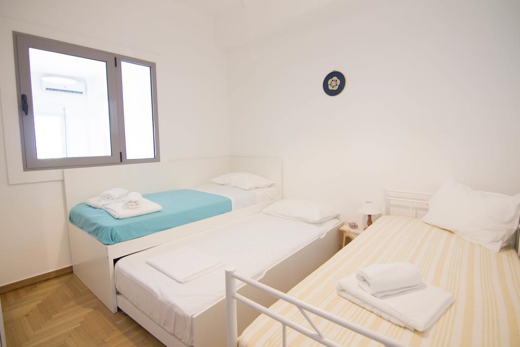 Athenian Blue - Family Apt 5' Minutes From Acropolis Museum Exterior foto